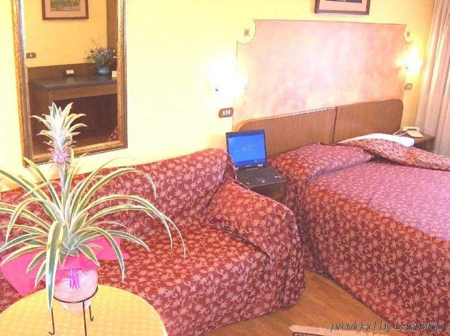 Ai Ronchi Motor Hotel Brescia Quarto foto